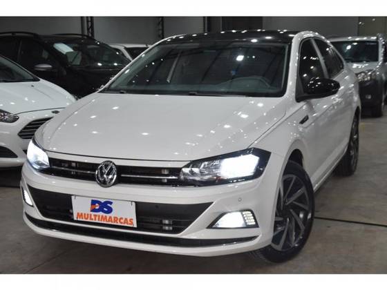 VOLKSWAGEN VIRTUS 1.0 200 TSI HIGHLINE AUTOMÁTICO